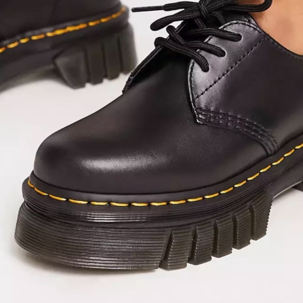 Dr Martens Audricks 3 eye platform lace up brogue
